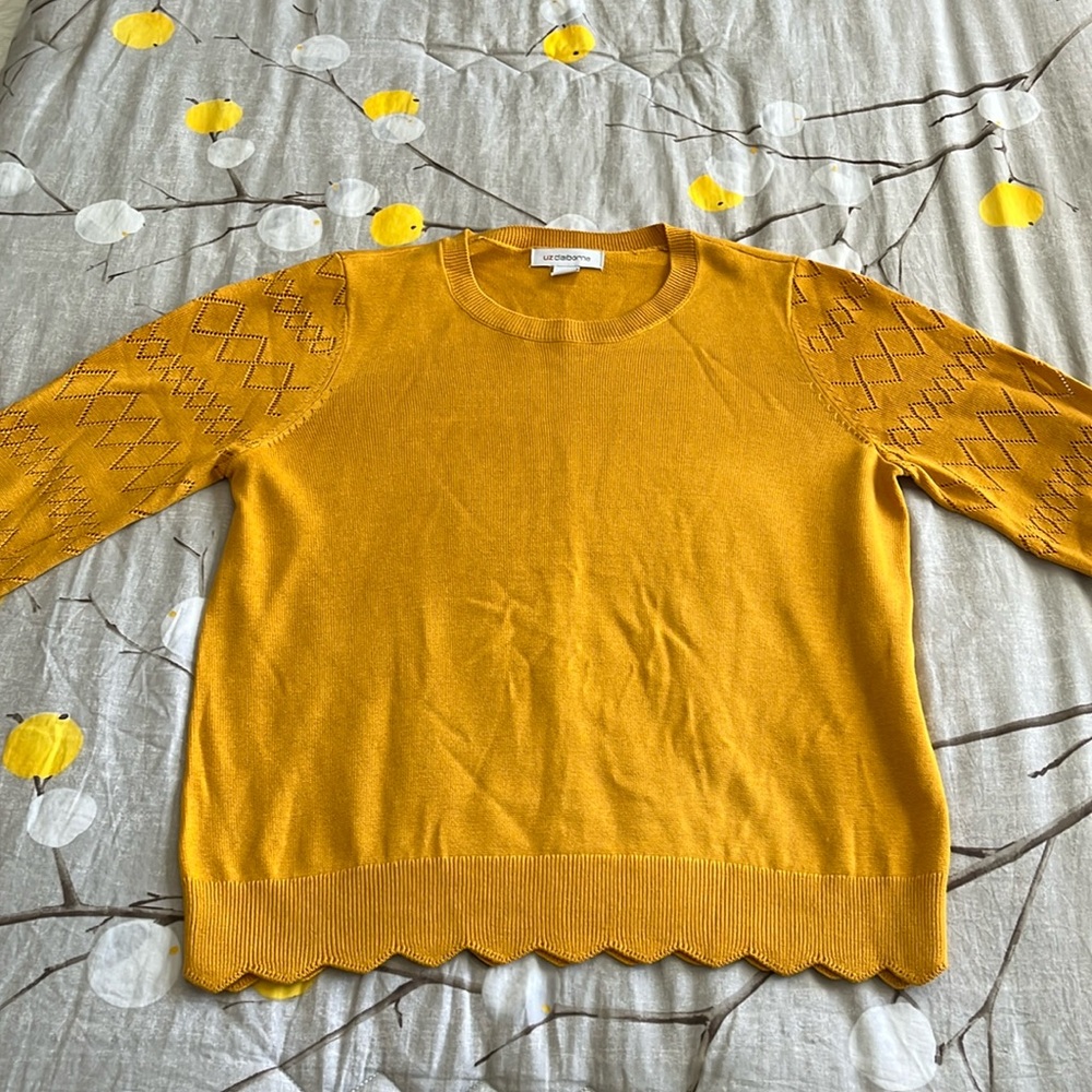 Liz Claiborne lightweight sweater